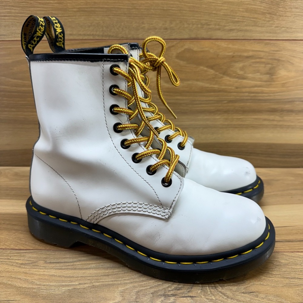 Dr Martens Womens Boots Size 7 White Leather Lace Up Combat Y2K 11821